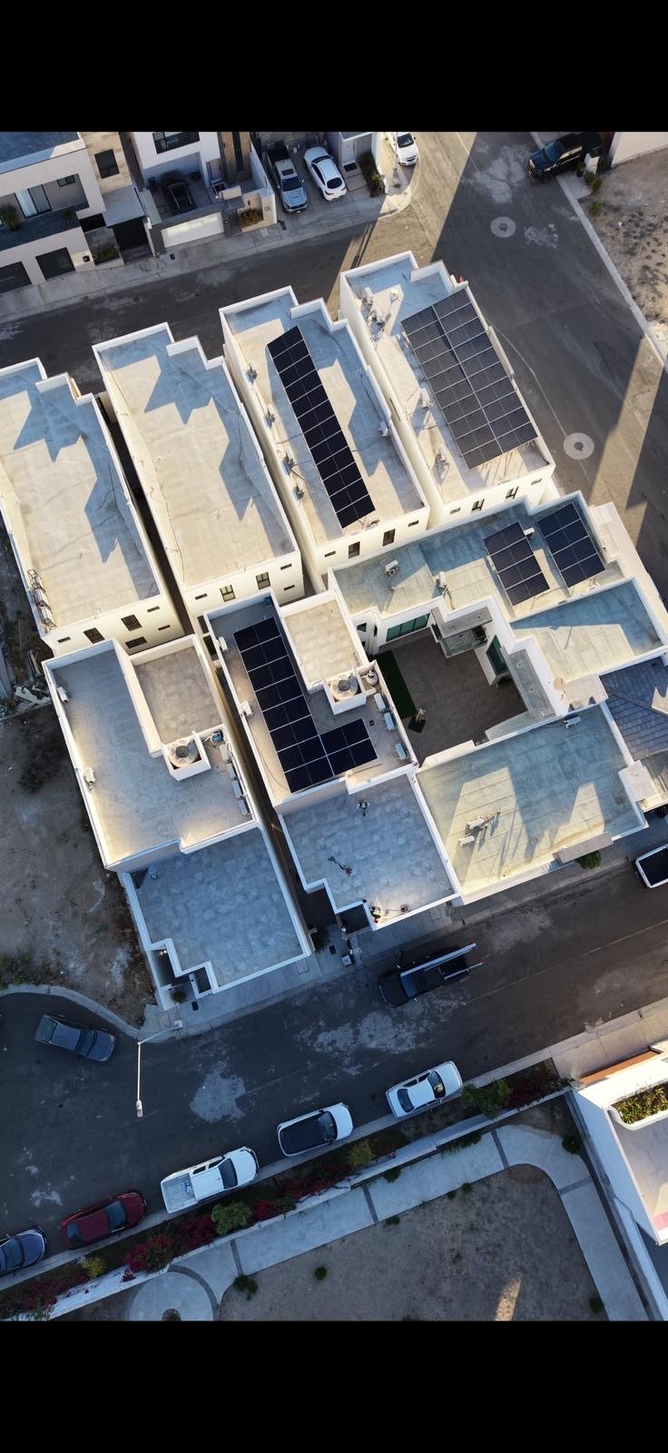 Instalación de paneles solares en techo - Solar Experts Tijuana